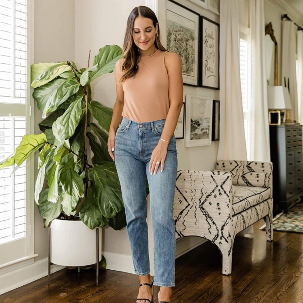 The Drop Caramel Mock Neck Sleeveless Top
